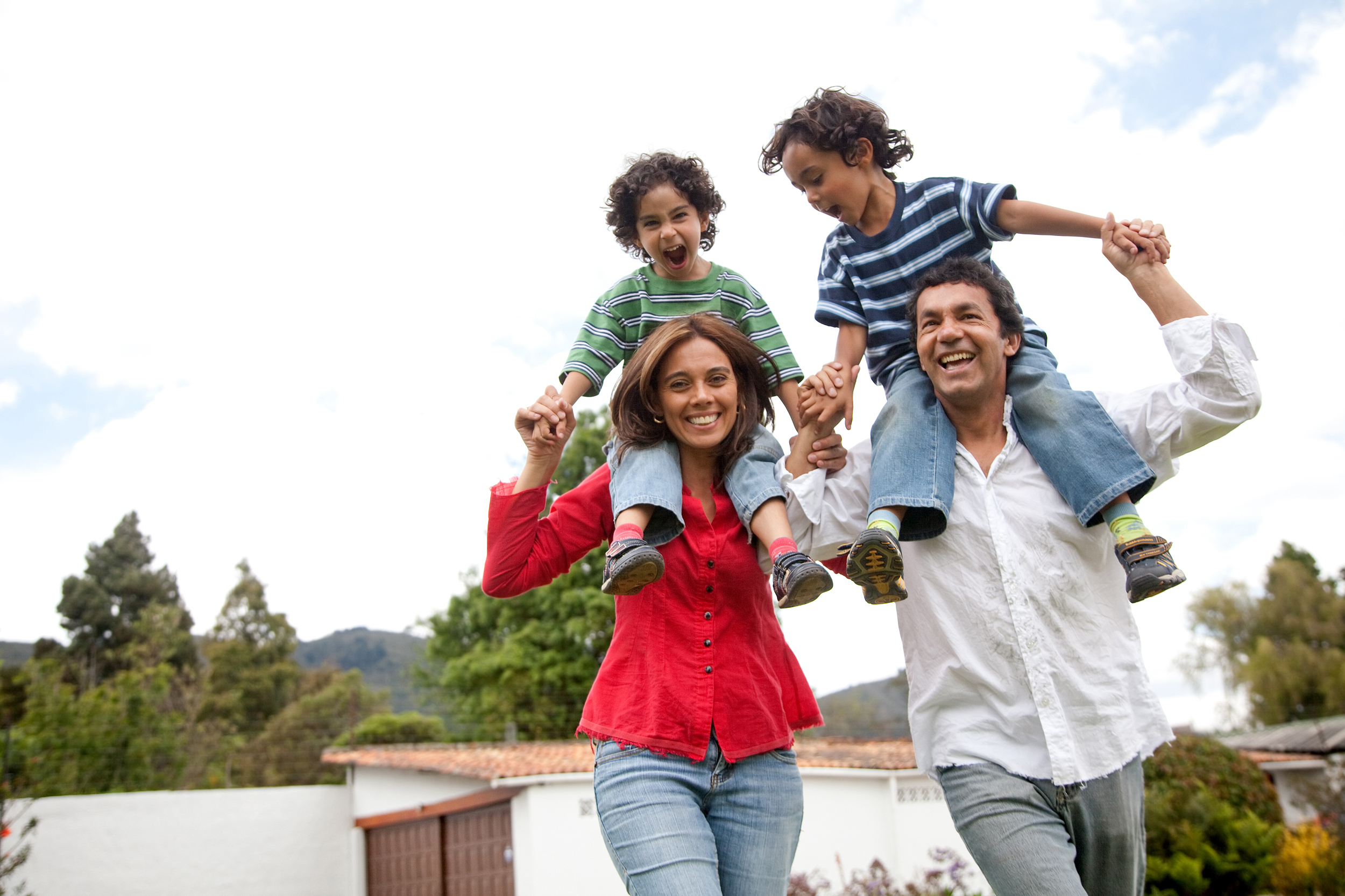 shutterstock_family_of_four_26947510-2